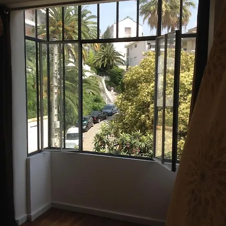 Lovely One Bedroom In Loft 尼斯