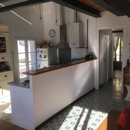 Lovely One Bedroom In Loft 招待所 *